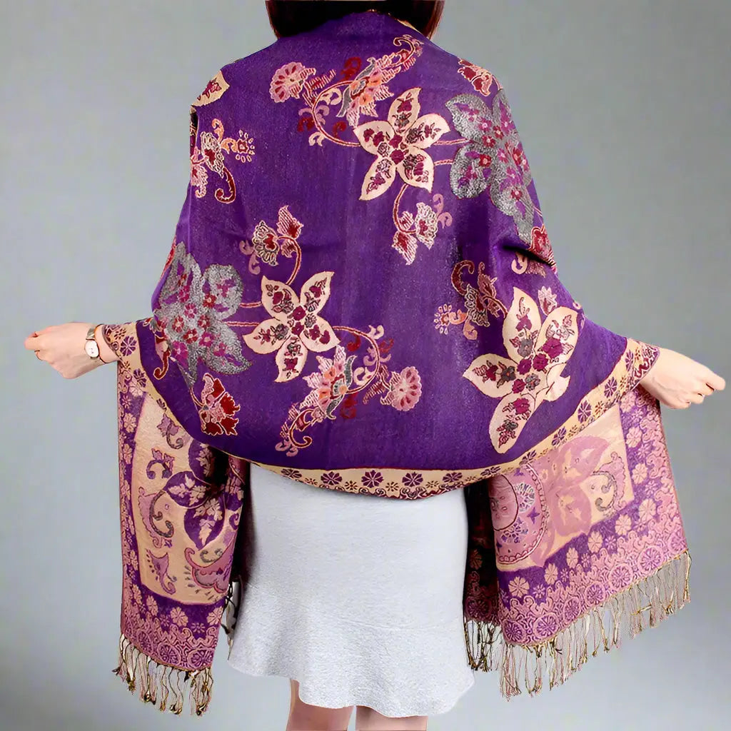 Paisley Whispers – Pashmina-Feel Shawl with Jacquard Cashew Print and Tassel Fringe Kwirko