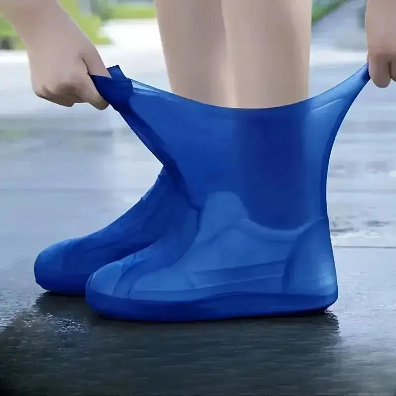 SplashGuard – Reusable Waterproof Silicone Shoe Covers for Rainy Days Kwirko
