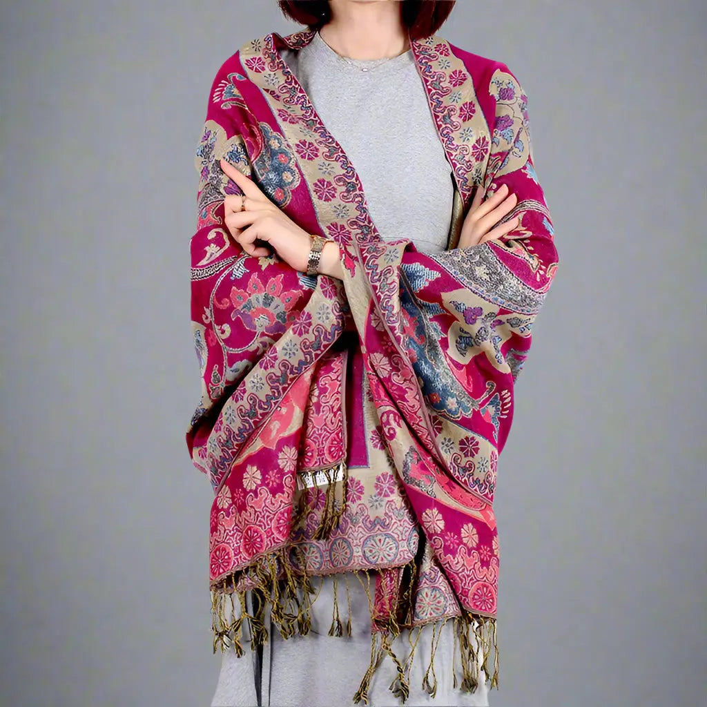 Paisley Whispers – Pashmina-Feel Shawl with Jacquard Cashew Print and Tassel Fringe Kwirko