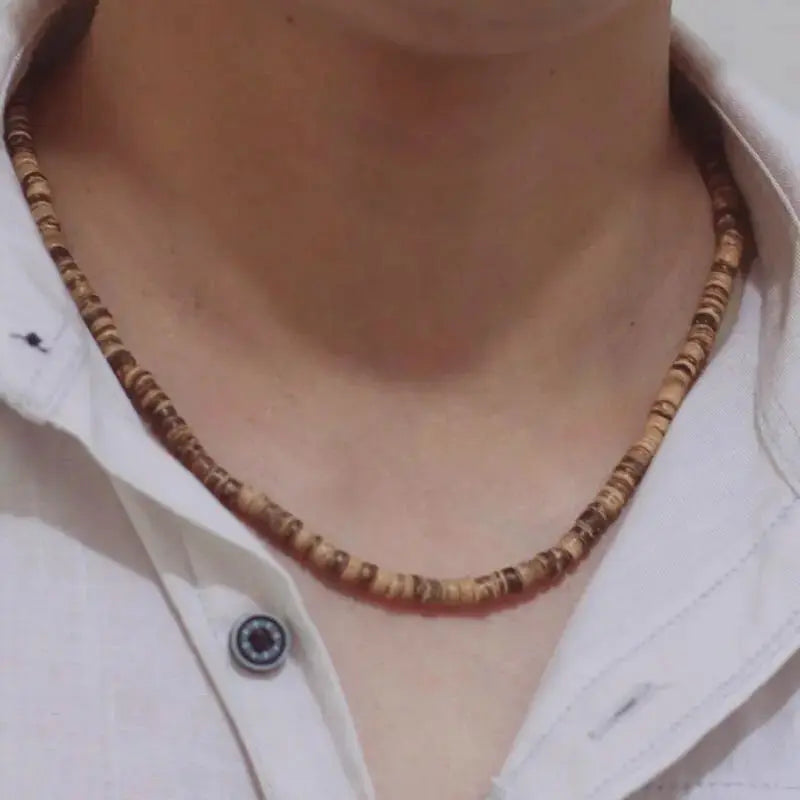Island Vibe – Handmade Coconut Husk Choker for Men, 18-Inch Collar Necklace Kwirko